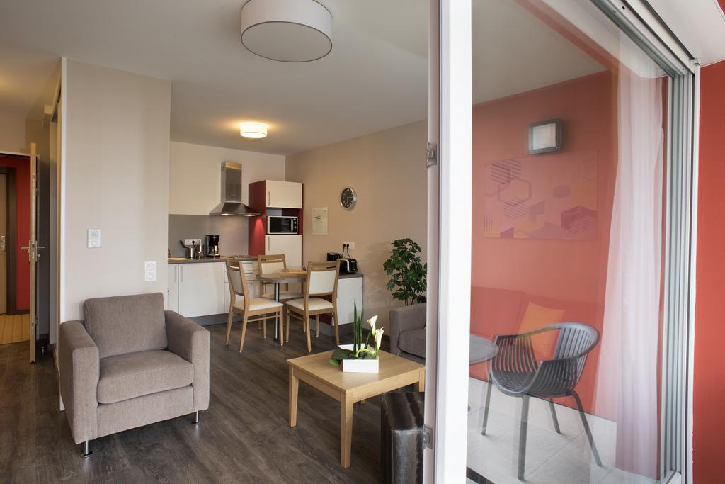 Domitys Le Palmier Du Roi Aparthotel Pau Bilik gambar