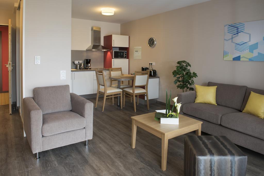 Domitys Le Palmier Du Roi Aparthotel Pau Bilik gambar