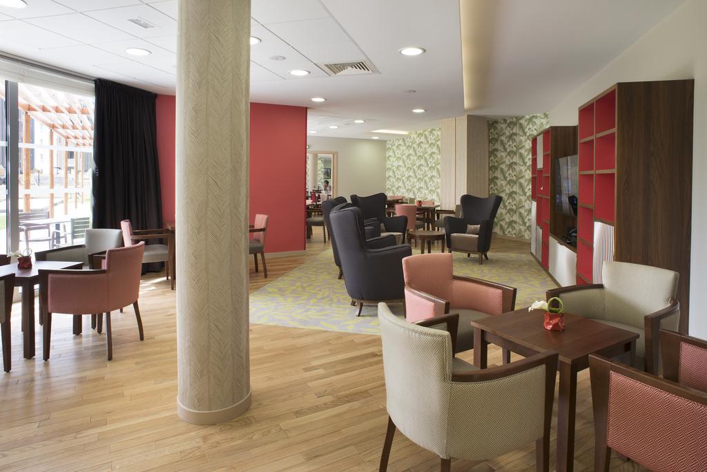 Domitys Le Palmier Du Roi Aparthotel Pau Bilik gambar